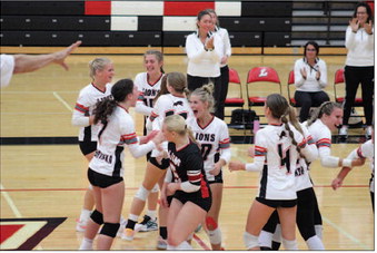 Lomira Volleyball Wins Conference  Opener on Youth Night