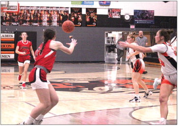 Lomira and Horicon Girls Basketball Battle into Overtime